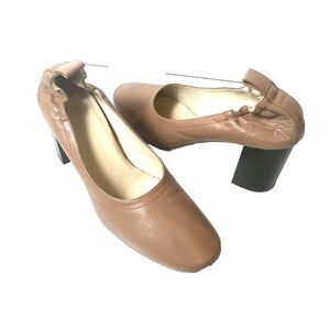 Everlane Women 8.5 Beige Stretch Leather Heel Slip On Comfort Classic Pump Italy